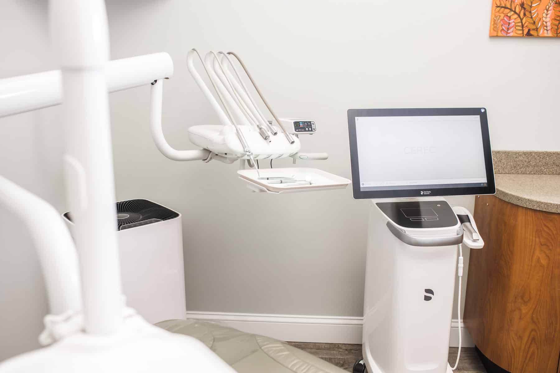 3D CEREC same day crown machine elite dental care